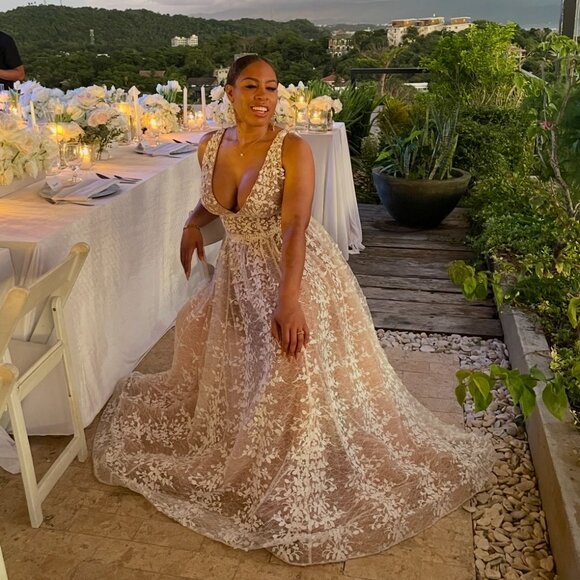 Bronx and Banco Megan V Neck Lace Gown - Picture 6 of 6